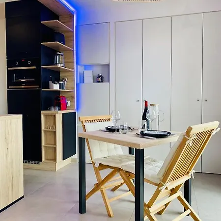 Studio Bel Mod Mont D'Or - Belvedere Moderne Lyon Exterior photo
